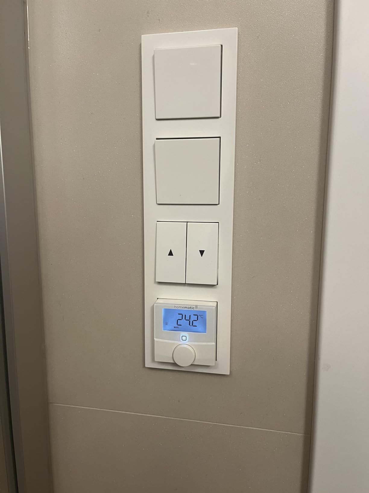 Regelt sehr genau